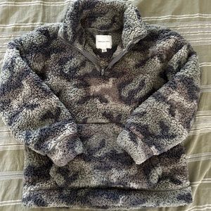 American Eagle Pullover